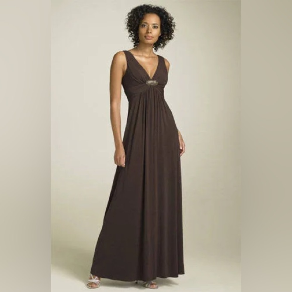 Bcbg MaxAzria Rhinestone Brooch Y2K Prom Dress Chiffon Style Pleated Maxi Black